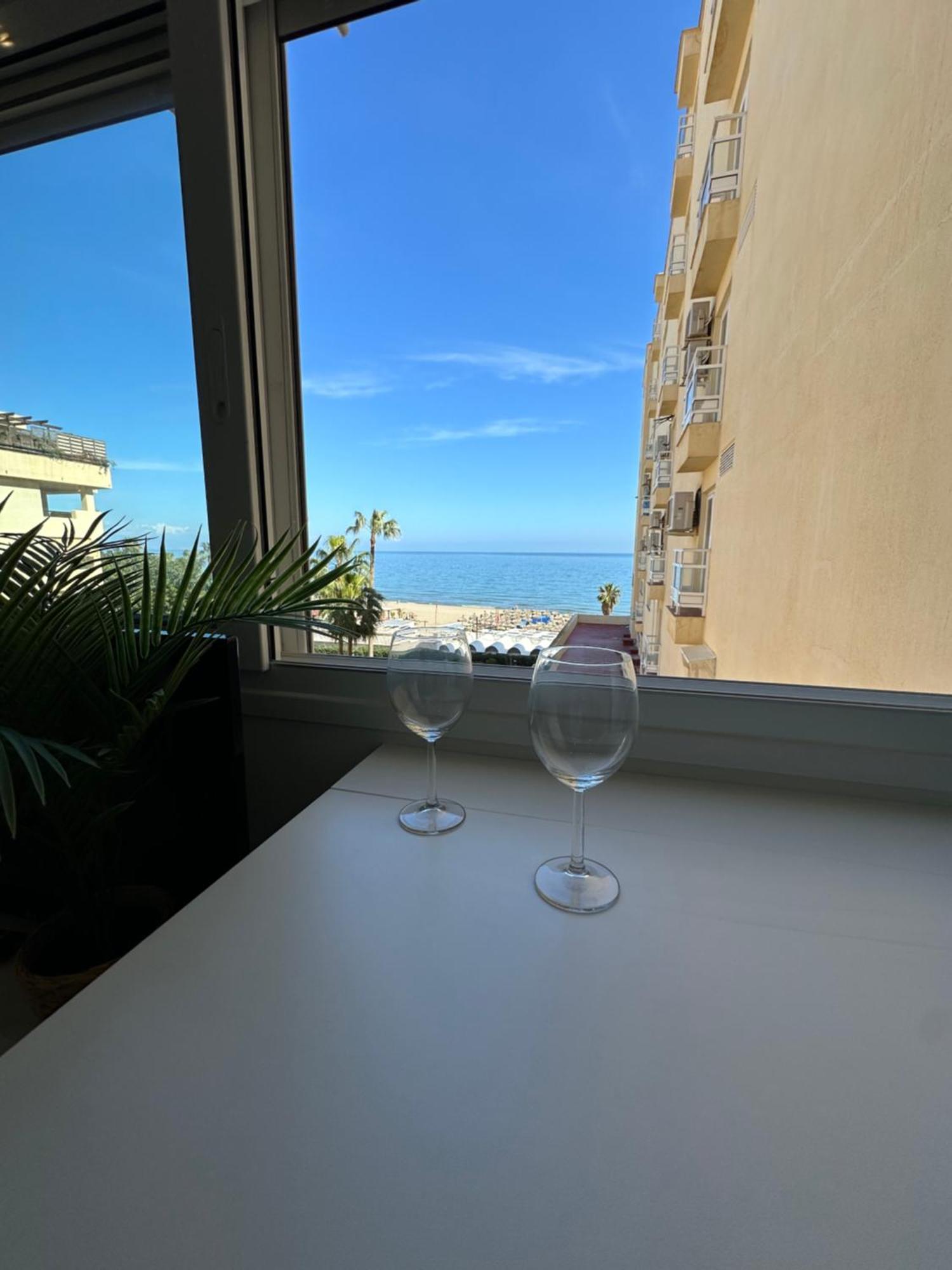 Carihuela Paradise Beach Torremolinos Esterno foto